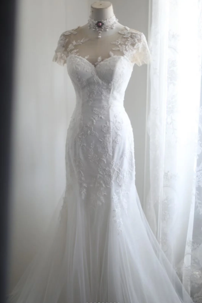 Charming White Tulle Appliques Mermaid Long Wedding Dress SP1170