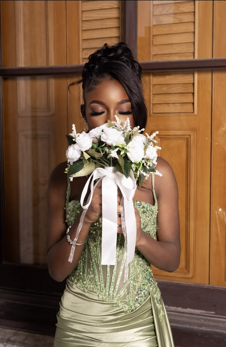 Elegant Sage Green Satin Appliques Beaded Mermaid Slit Long Party Dress Spaghetti Straps Long Wedding Guest Dress SP3721
