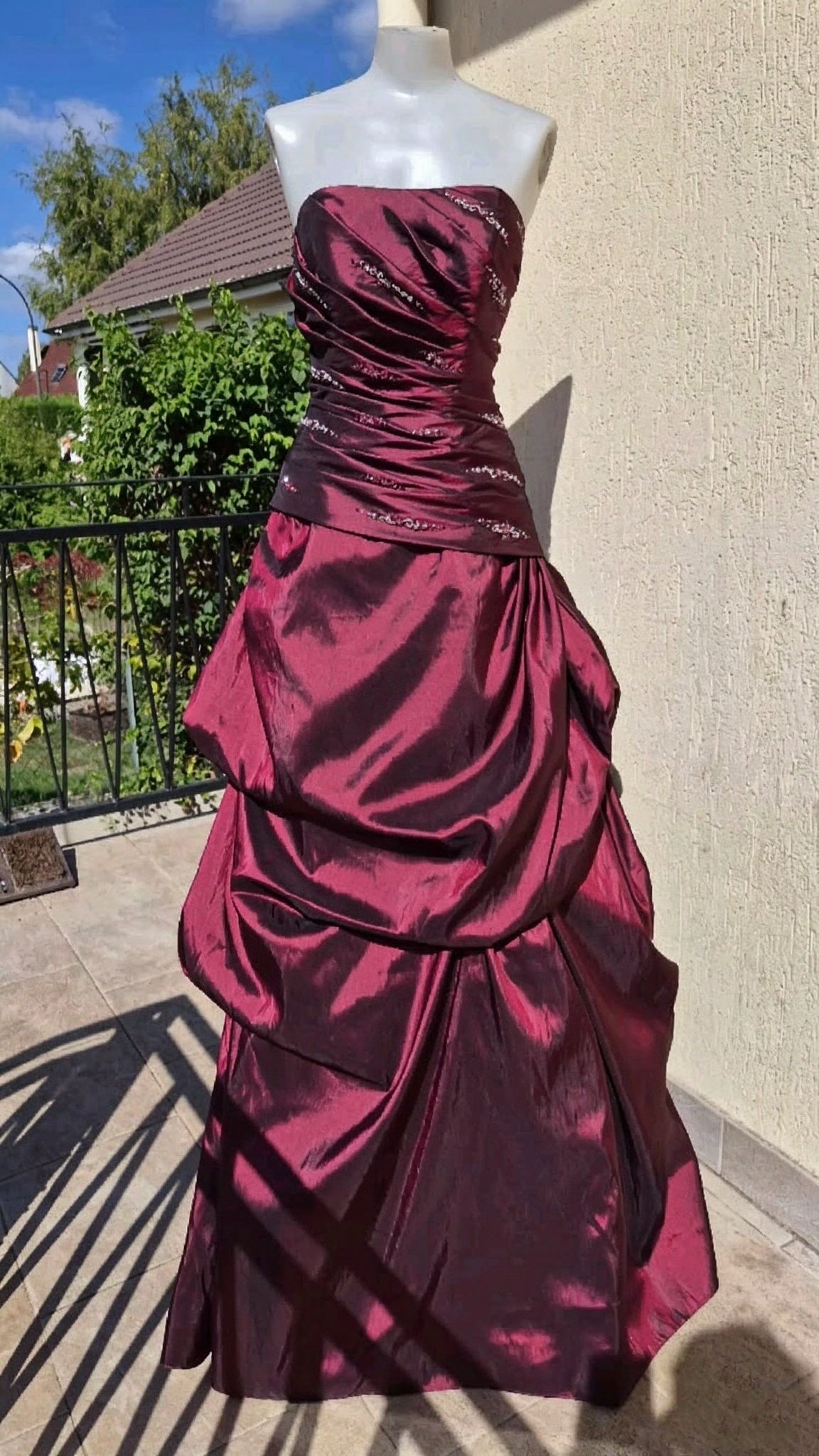 Vintage Burgundy Strapless Satin Pleated Beaded Long Party Dress Evening Gown SP4061