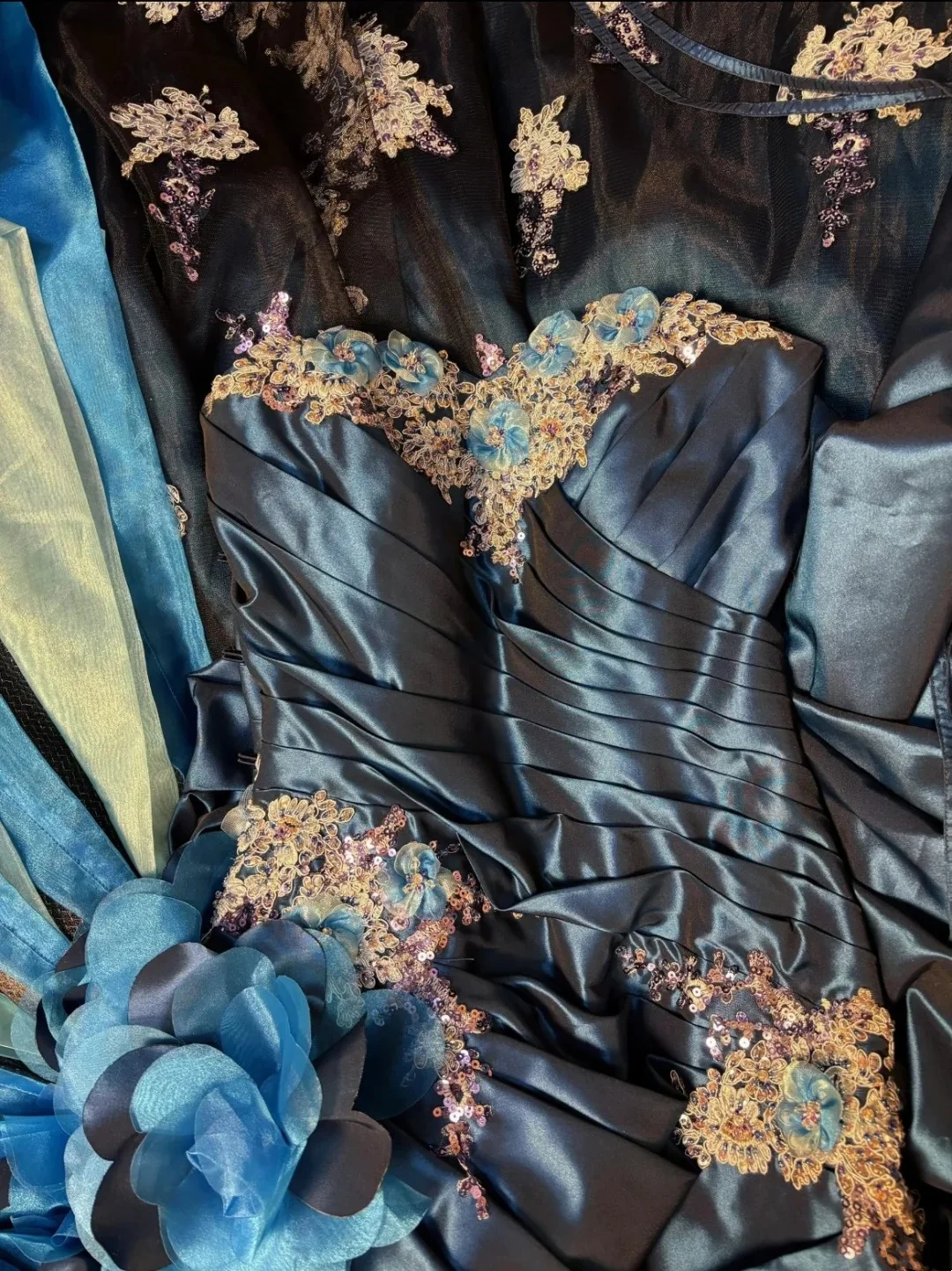 Retro Navy Blue Satin Pleated Lace Appliques Mermaid Prom Dress Formal Party Gown SP632