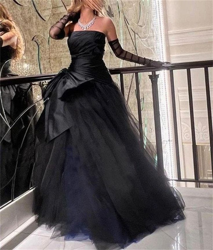 Sexy Strapless Puffy Tulle Prom Dress Black Evening Dress With Gloves Y7631