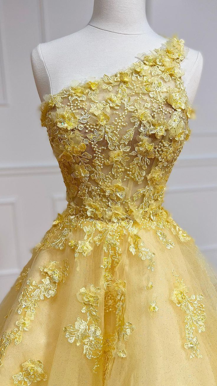 Unique One Shoulder 3D Appliques Yellow Prom Dress Y6075