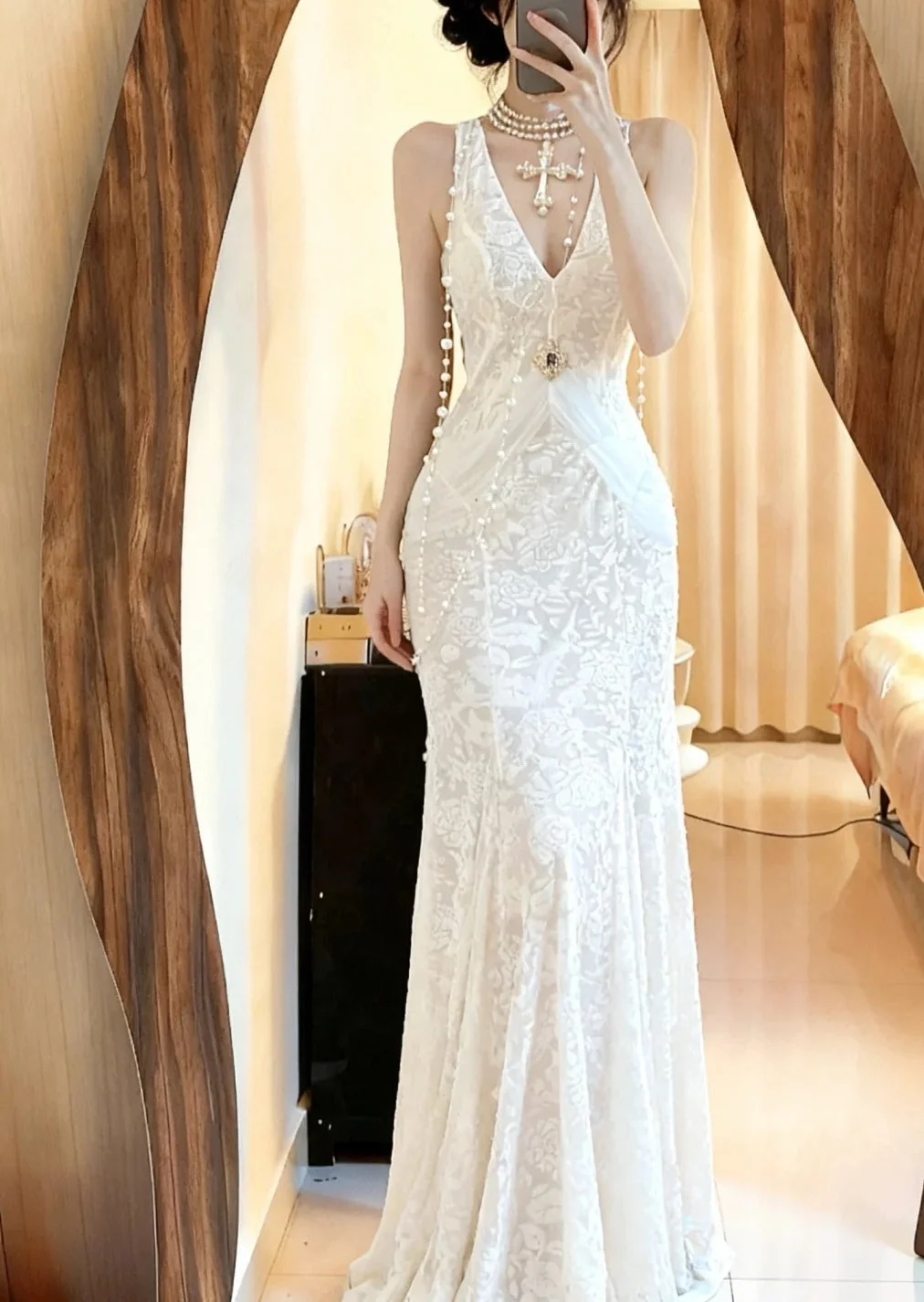 Elegant V-neck Lace Mermaid Party Dress White Long Wedding Guest Dress SP3869