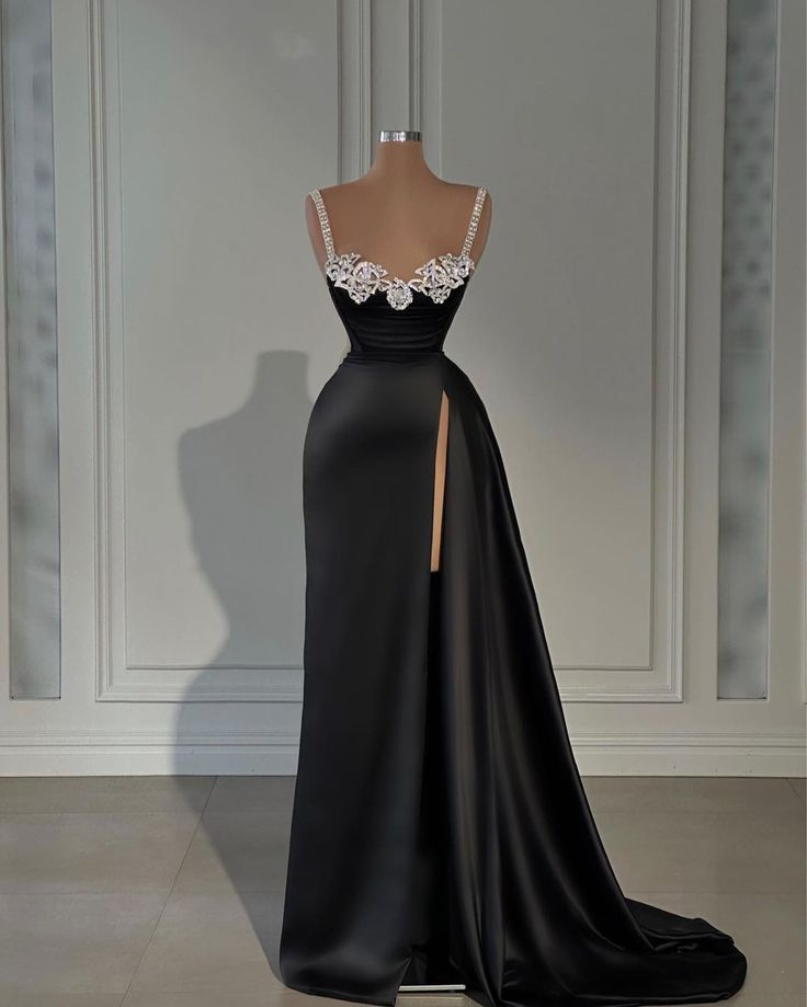 Gorgeous Black Straps Sweetheart Sheath Evening Dress Y6666