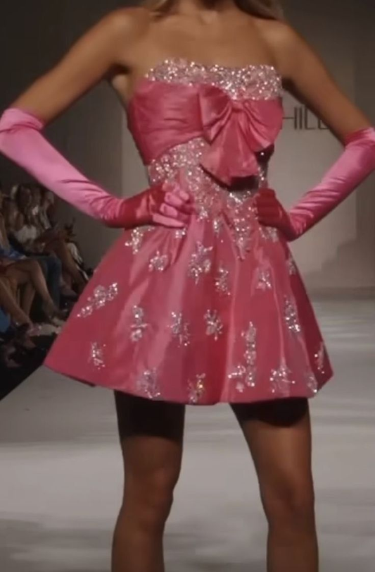 Elegant Hot Pink Satin Sequin Beaded Homecoming Dress Strapless Cocktail Dress With Gloves Y8949