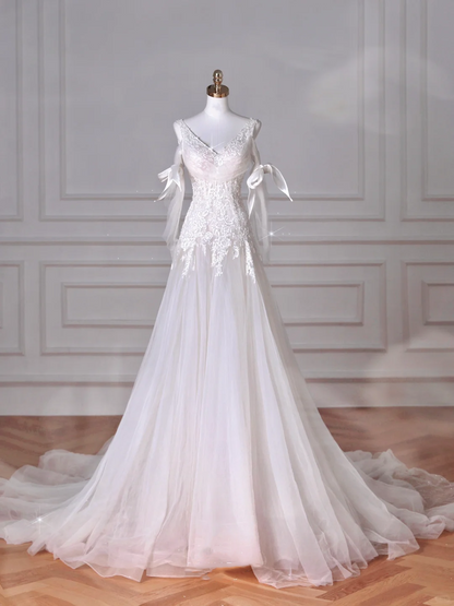 Fairy White V Neck Tulle Lace Appliques Mermaid Long Wedding Dress Y8636