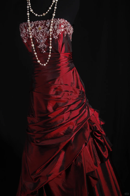 Vintage Strapless Ball Gown Burgundy Satin Beaded Long Party Dress Prom Dress SP2157