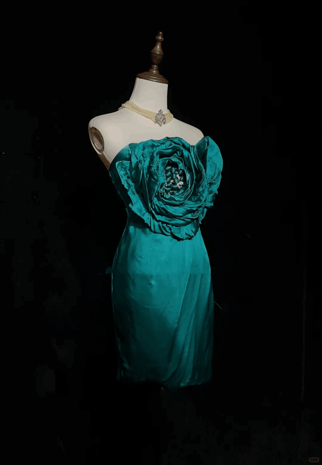 Unique Green Strapless Satin Sheath Cocktail Dress,Short 6th Grade Homecoming Dress With 3D Flower SP2921