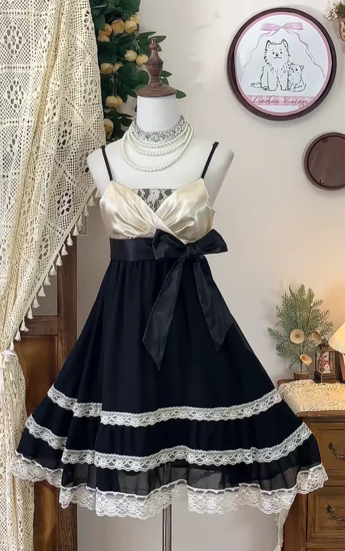 Vintage Spaghetti Straps Chiffon Lace Homecoming Dress Black A Line Cocktail Dress  Y8876