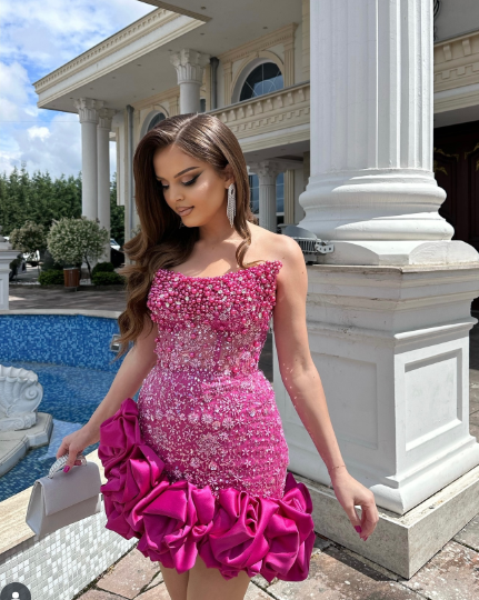 Gorgeous Hot Pink Satin Pearls Beaded Flowers Cocktail Dress Sheath Short Homecoming Dress Y8952