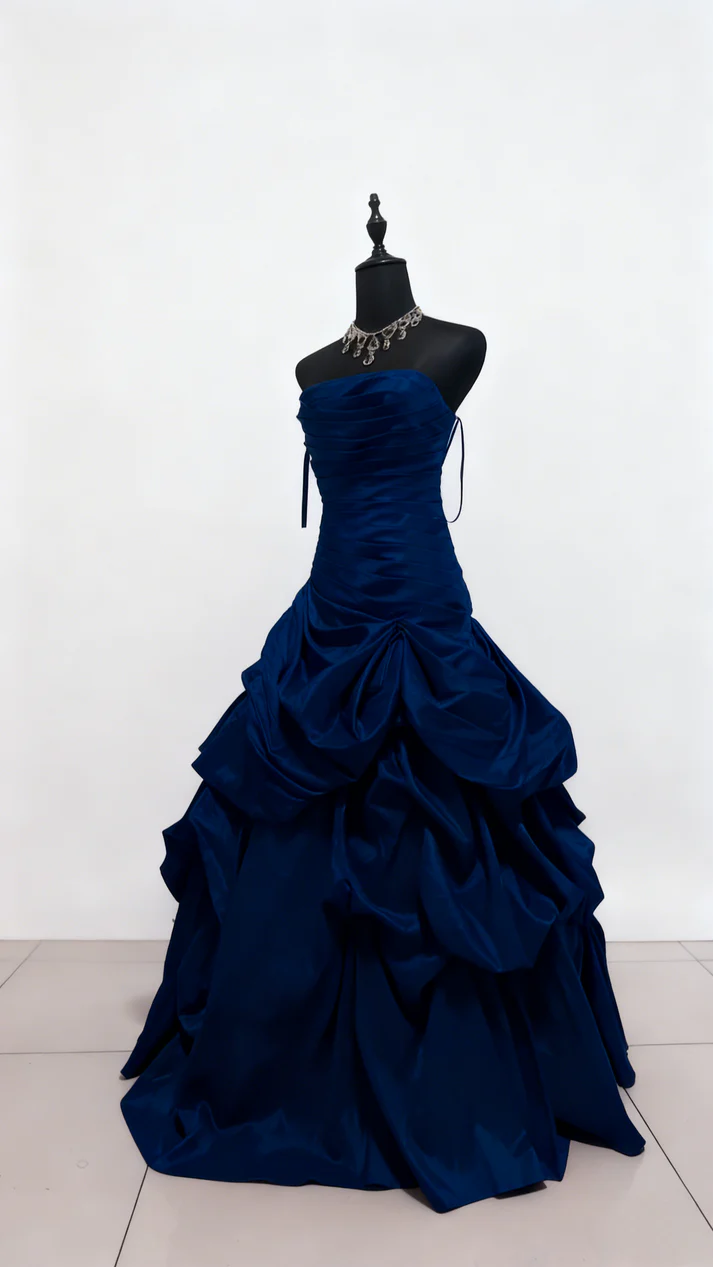 Retro Strapless Ball Gown Red Satin Pleated Long Party Dress Prom Gowns SP1724