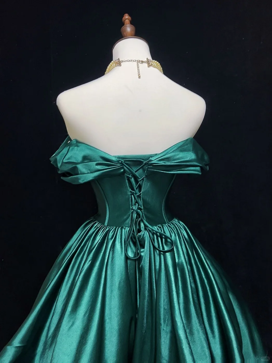 Fashion Green Satin A Line Short 9th Grade Homecoming Dress,Off The Shoulder Short Birthday Outfits SP2909