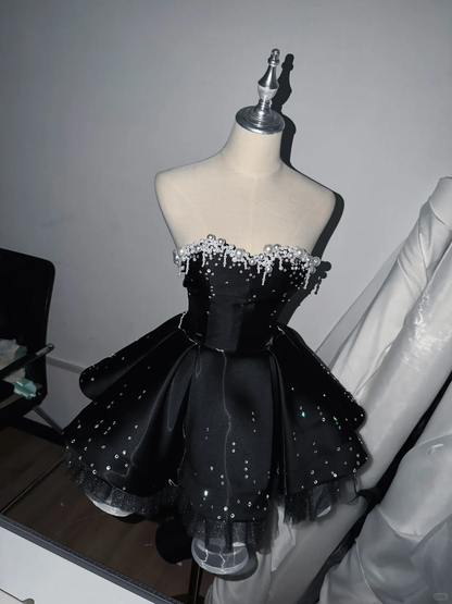 Pretty Sweetheart Neck Satin Beaded Short Homecoming Dress Black Short Birthday Dress SP4221