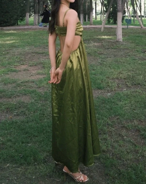 Elegant Green Satin Backless Long Wedding Guest Dress Halter Long Birthday Party Dress SP3878