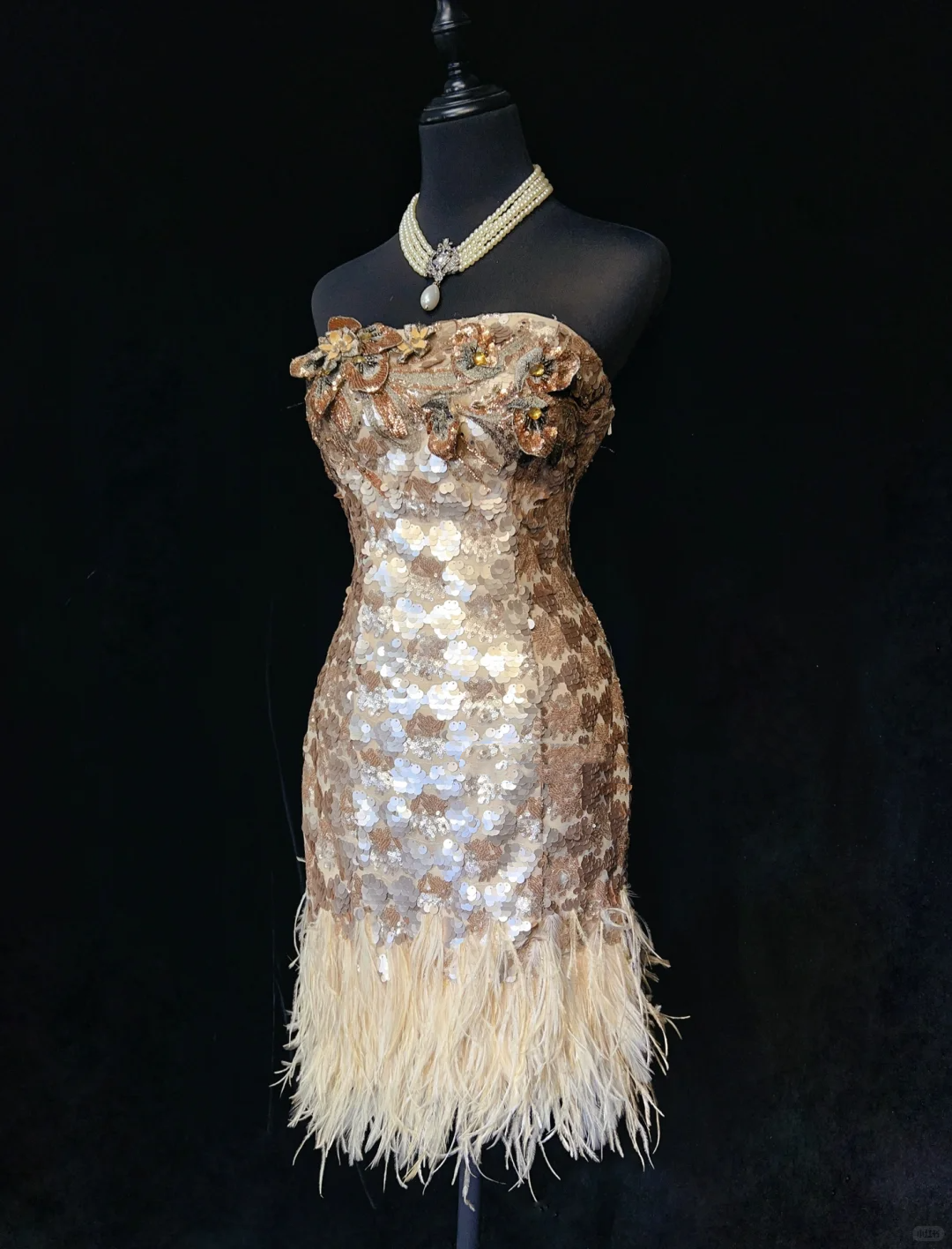 Gorgeous Strapless Champagne Gold Sequin Sheath Short Graduation Homecoming Dress,Short Prom Gown SP2894