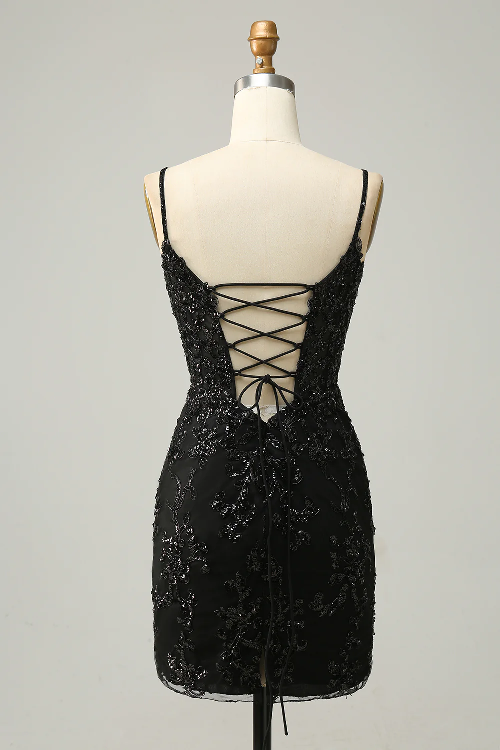 Sequins Spaghetti Straps Black Short Homecoming Dress Y3072