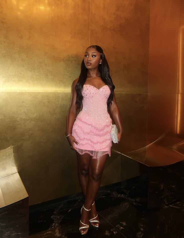 Charming Pink Satin Beaded Tassel Short Homecoming Dress Sweetheart Neck Sheath Short Prom Dress SP3705