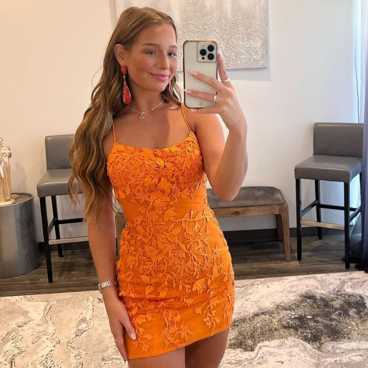 Cute Bodycon Scoop Neck Orange Lace Homecoming Dresses Y2919