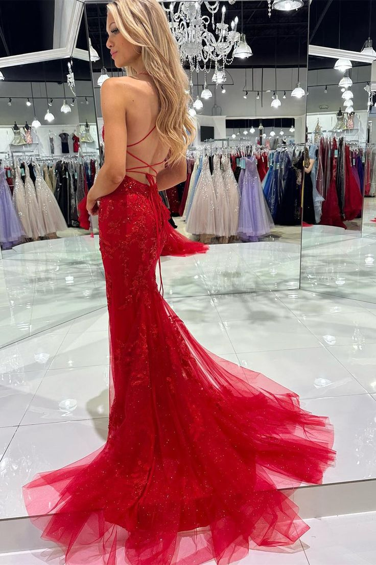 Red Tulle Appliques Scoop Neck Lace-Up Mermaid Long Prom Dress Y5956