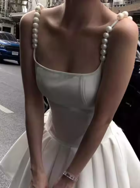 Elegant White Pearl Beaded Spaghetti Strap Asymmetrical Pleated Birthday Dress A Line Homecoming Dress Y8870