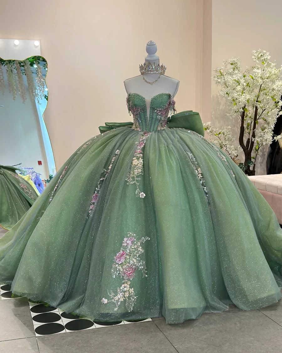 Gorgeous Off Shoulder Green Sleeveless Tulle Beaded Appliques Bow Knot Sweet 15 Quinceañera Dress SP1729