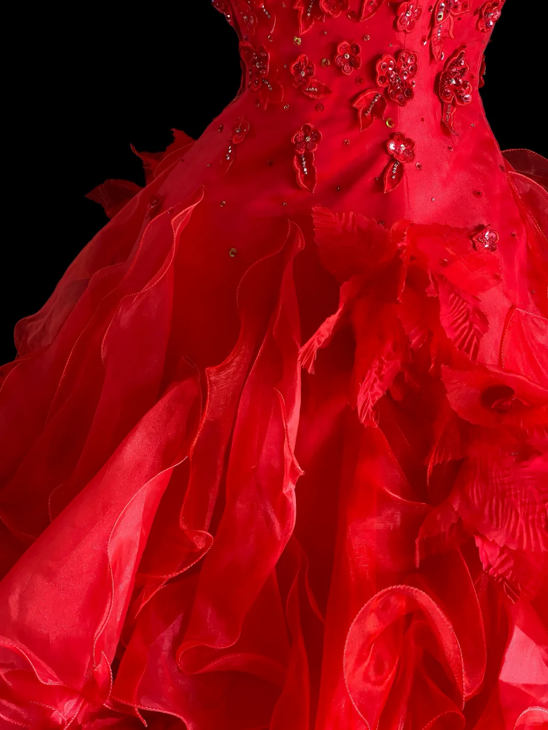 Charming Spaghetti Straps Ball Gown Red Tulle Pleated Sequin Appliques Long Party Dress Prom Gown SP4089