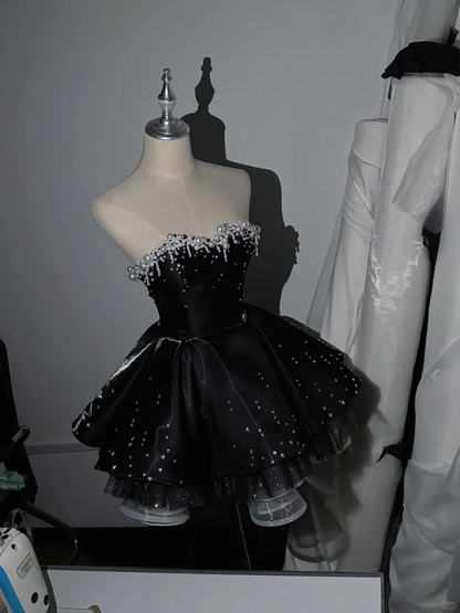 Pretty Sweetheart Neck Satin Beaded Short Homecoming Dress Black Short Birthday Dress SP4221
