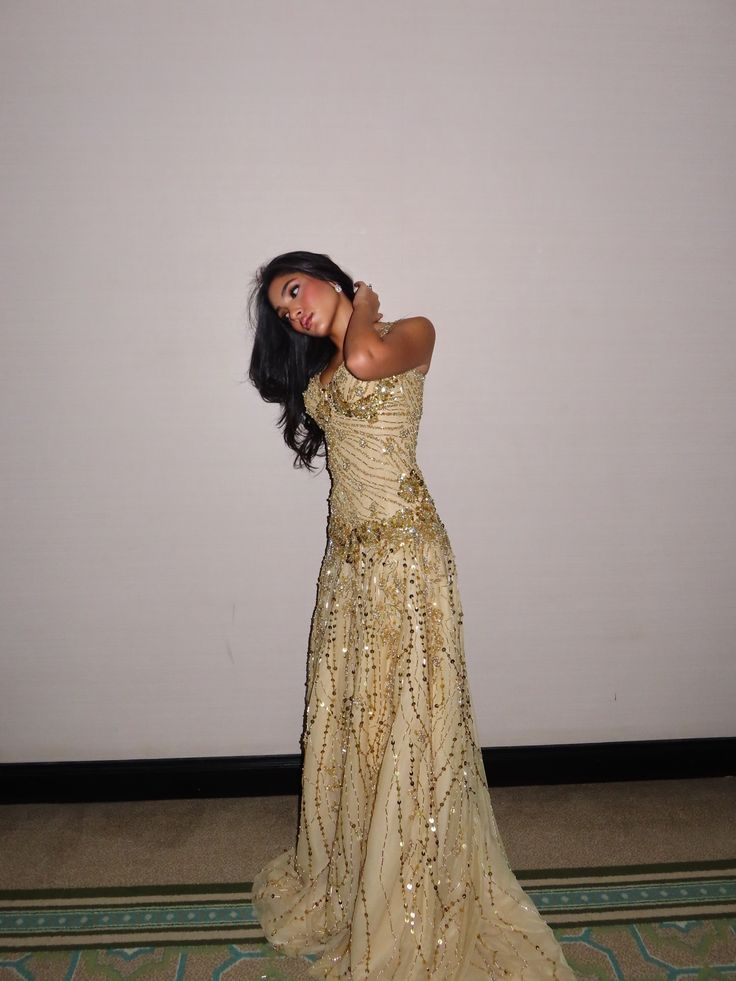 Gorgeous Spaghetti Straps Champagne Gold Tulle Beaded Mermaid Long Party Dress Evening Dress SP3933