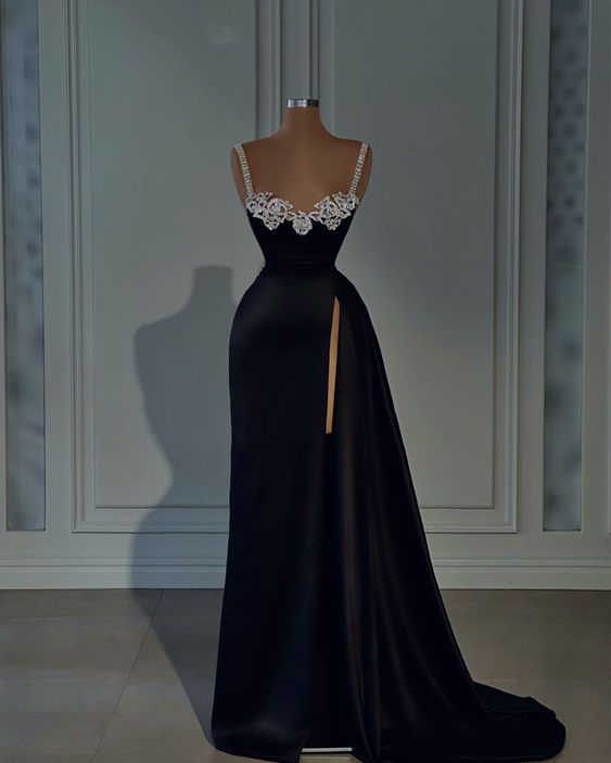 Gorgeous Black Straps Sweetheart Sheath Evening Dress Y6666