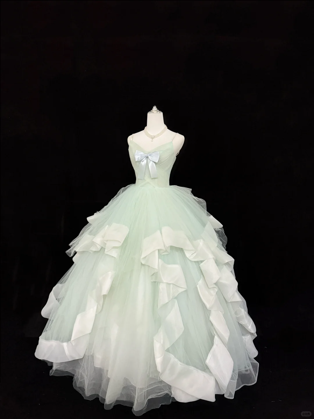 Sweet Spaghetti Straps Mint Green Tulle Ball Gown Formal Quinceanera Dress With Bow SP2218