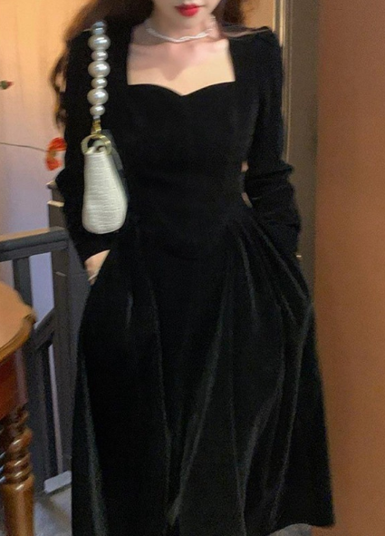 Vintage Black Velvet Prom Dress With Long Sleeves,New Years Party Dress Y1168