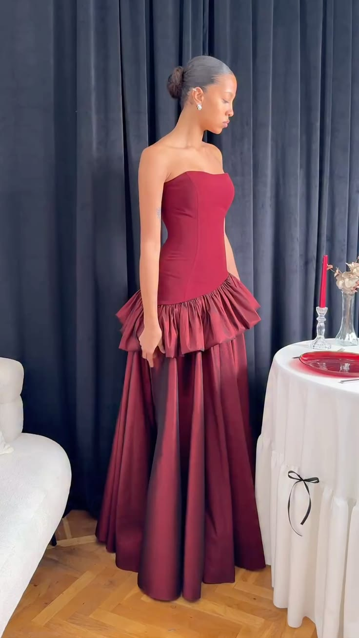 Vintage Strapless Burgundy Satin Ruffle Long Party Dress Birthday Evening Gown SP4004