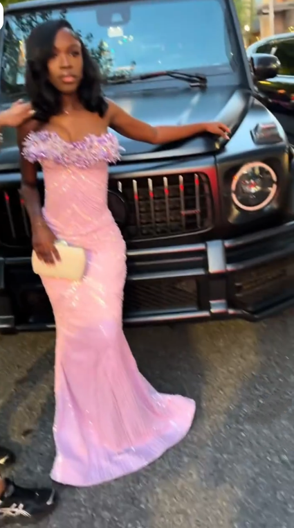 Gorgeous Pink Sweetheart Neck Satin Beaded Mermaid Long Party Dress Birthday Dress SP2590