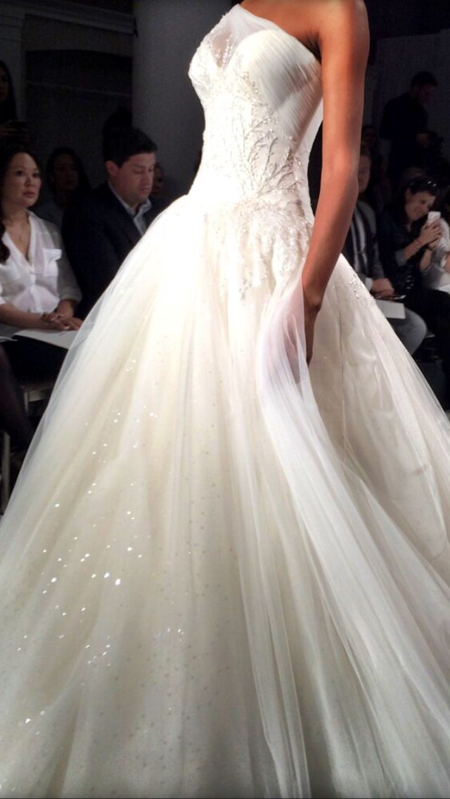 Pretty Strapless White Tulle Sequin Beaded Long Wedding Dress SP4187