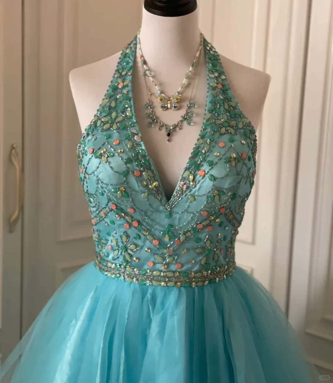 Gorgeous Halter Tulle Beaded Short Birthday Outfits Blue A Line Homecoming Dress  Y9054