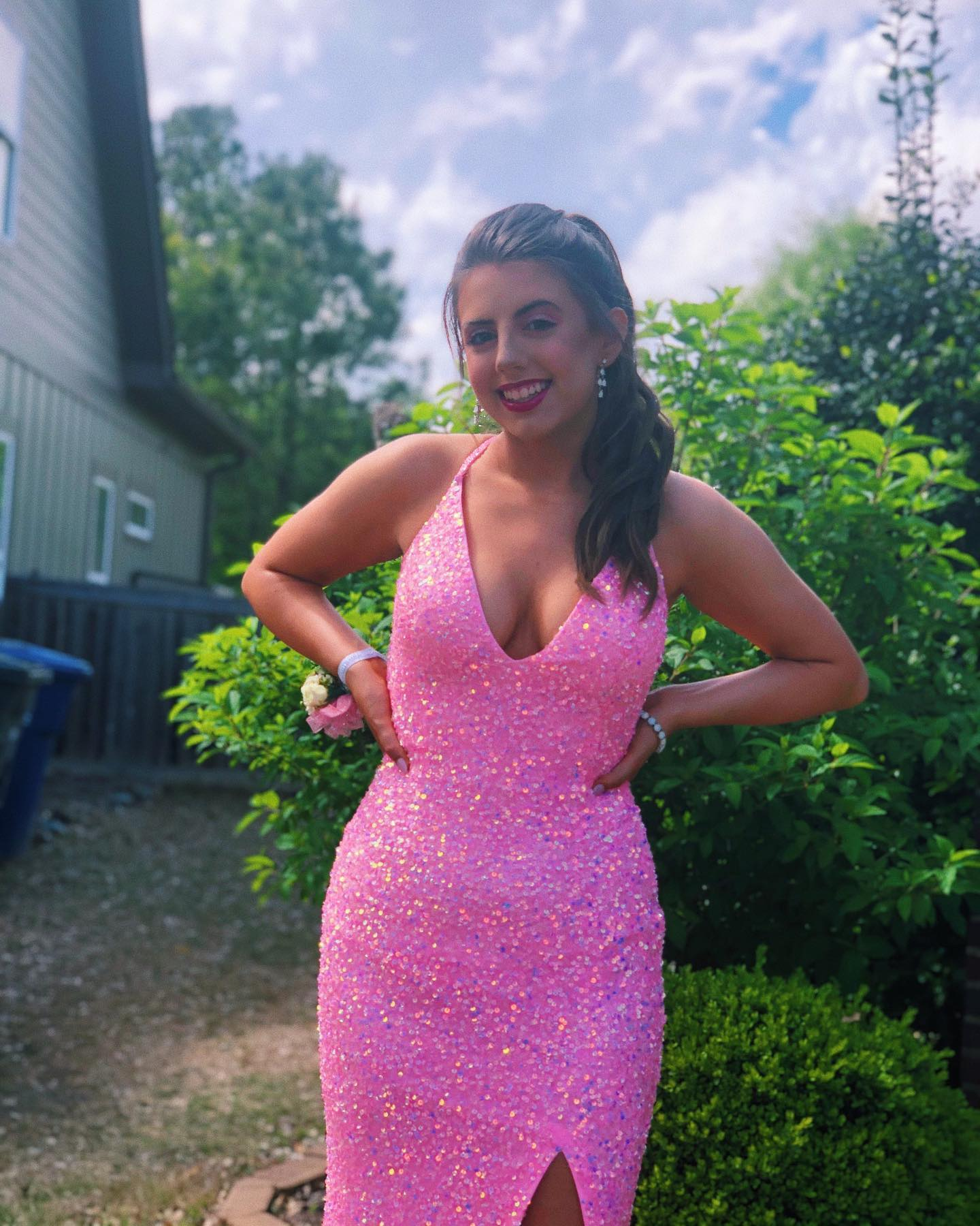 Pink Halter Neckline Sequins Prom Dress Sexy Evening Dress Side Slit Y268