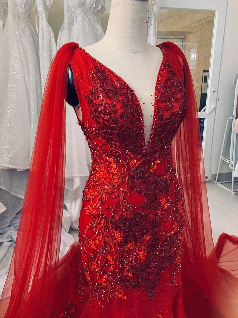 Unique Red Vintage Wedding Dress,Princess Bridal Gown Mermaid Prom Dress Y1573