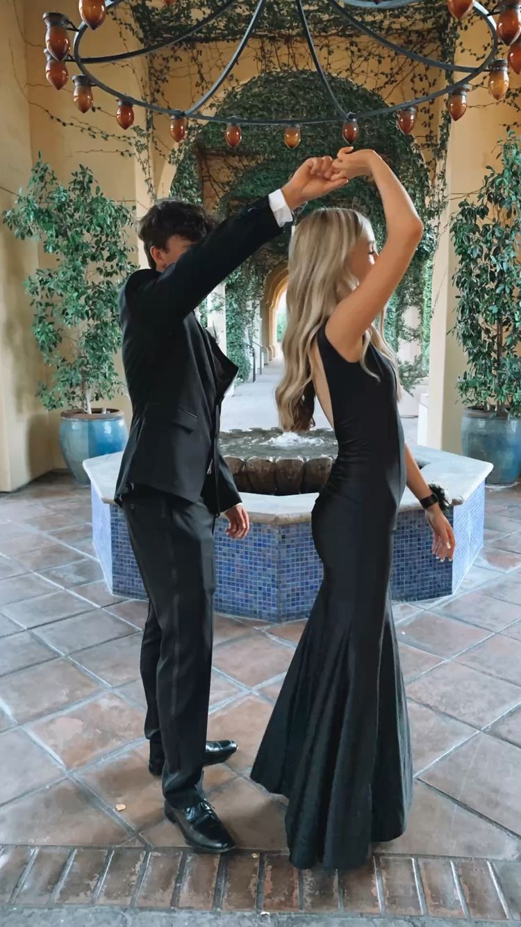 Black Mermaid Prom Dress Backless Formal Gown Elegant Prom Dress Y138