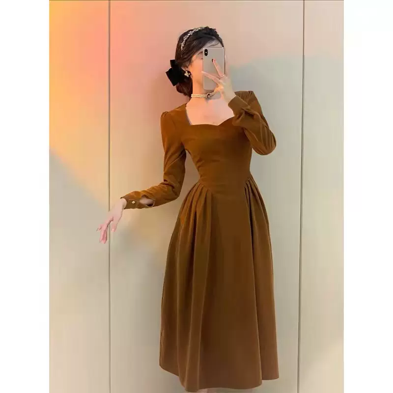 Vintage Black Velvet Prom Dress With Long Sleeves,New Years Party Dress Y1168