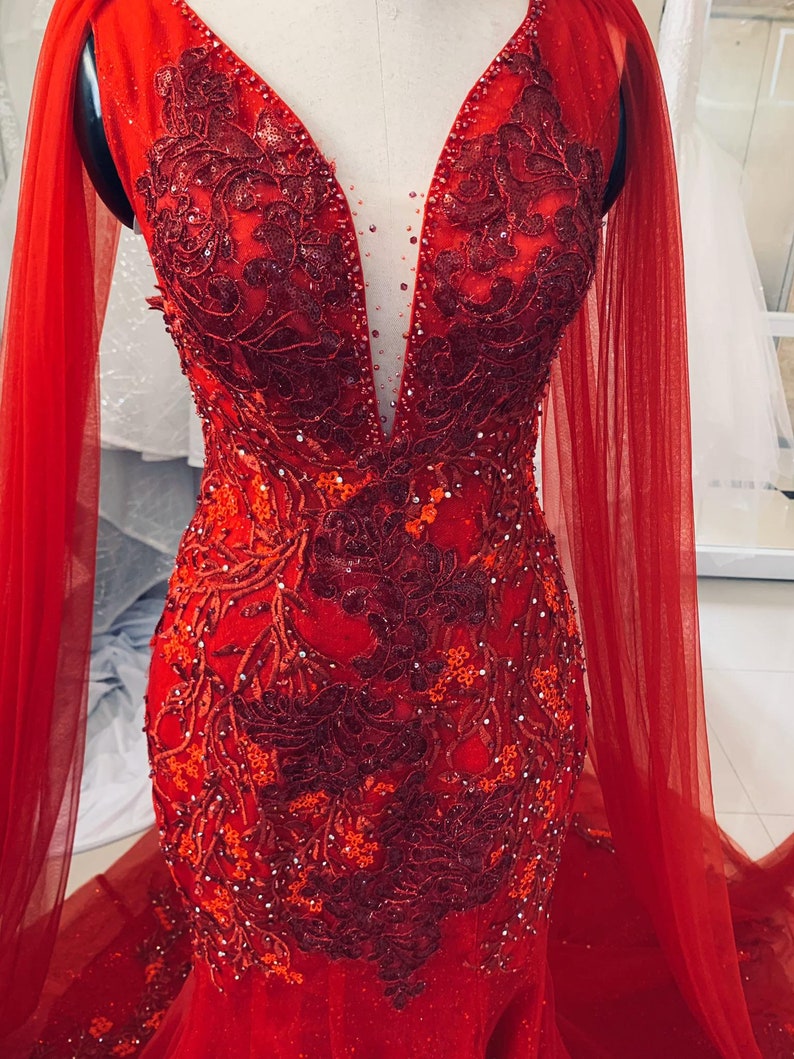 Unique Red Vintage Wedding Dress,Princess Bridal Gown Mermaid Prom Dress Y1573