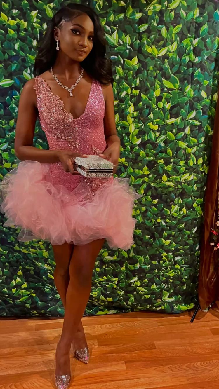 Sexy V-neck Suspenders Simple Birthday Short Skirt Homecoming Dress cc3688 main image 0